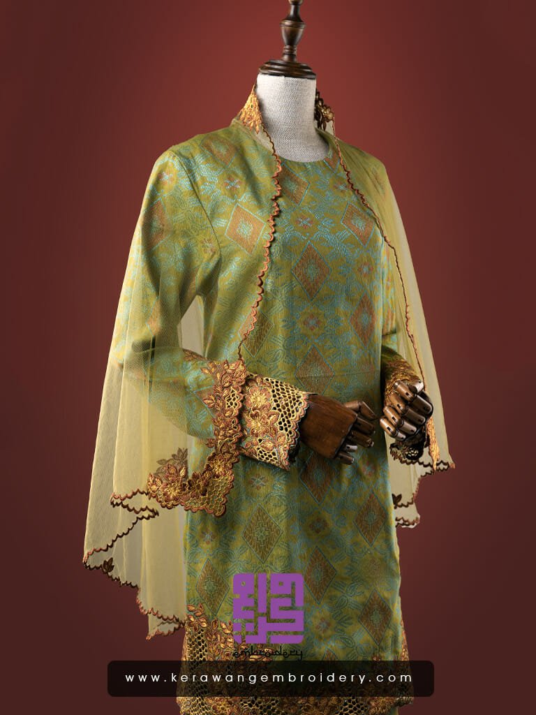 Baju Songket Pengantin Sulam Goyang Kerawang Motif Bunga Sakura