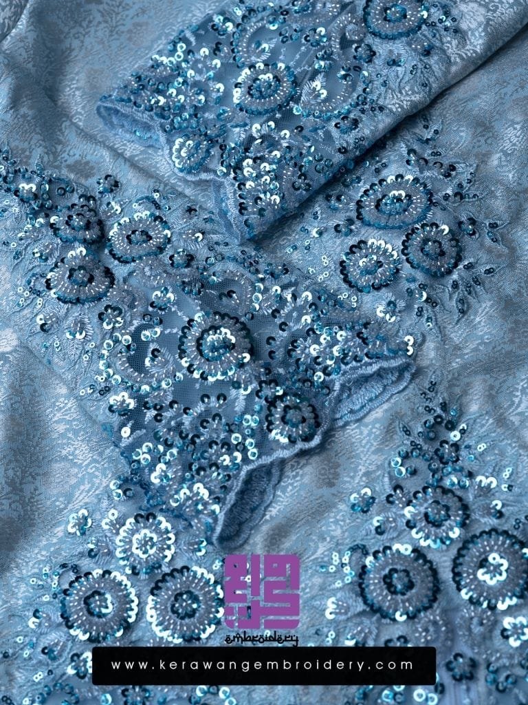 BAJU PENGANTIN KURUNG KEDAH SULAM LACE CORAK DAISY