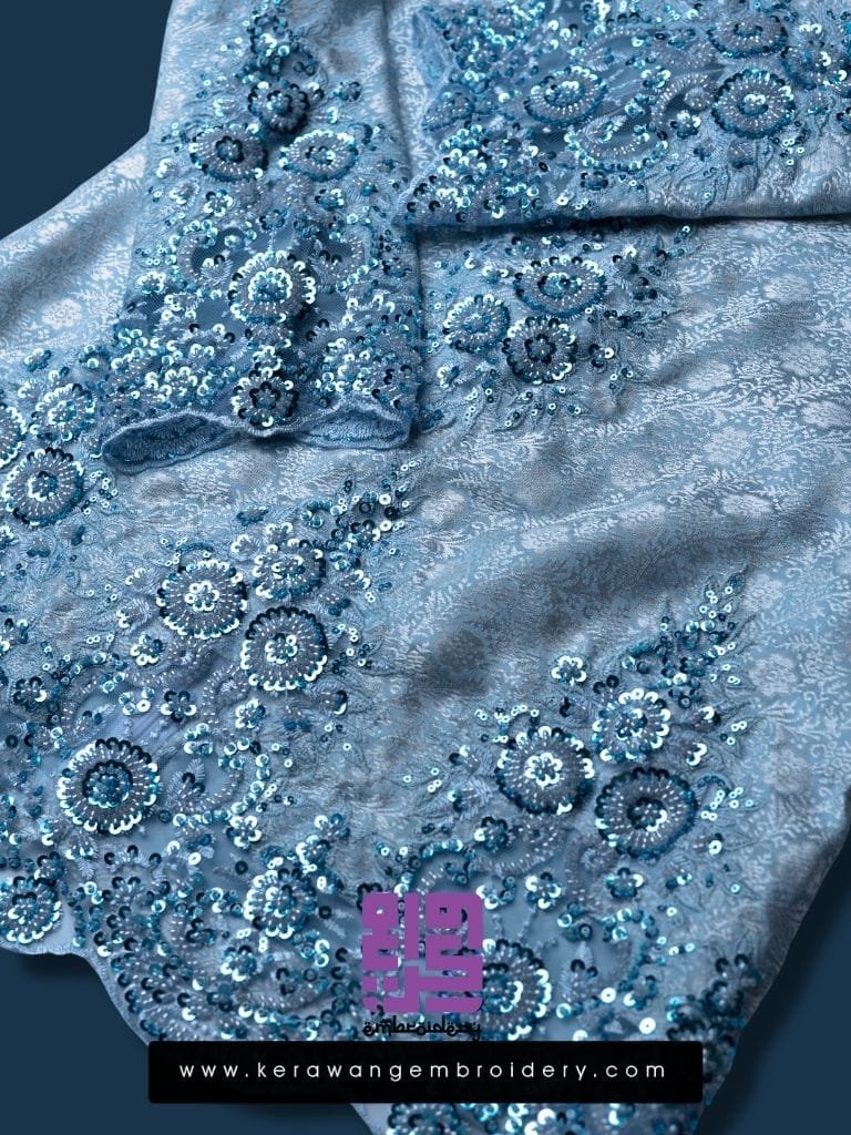 BAJU PENGANTIN KURUNG KEDAH SULAM LACE CORAK DAISY