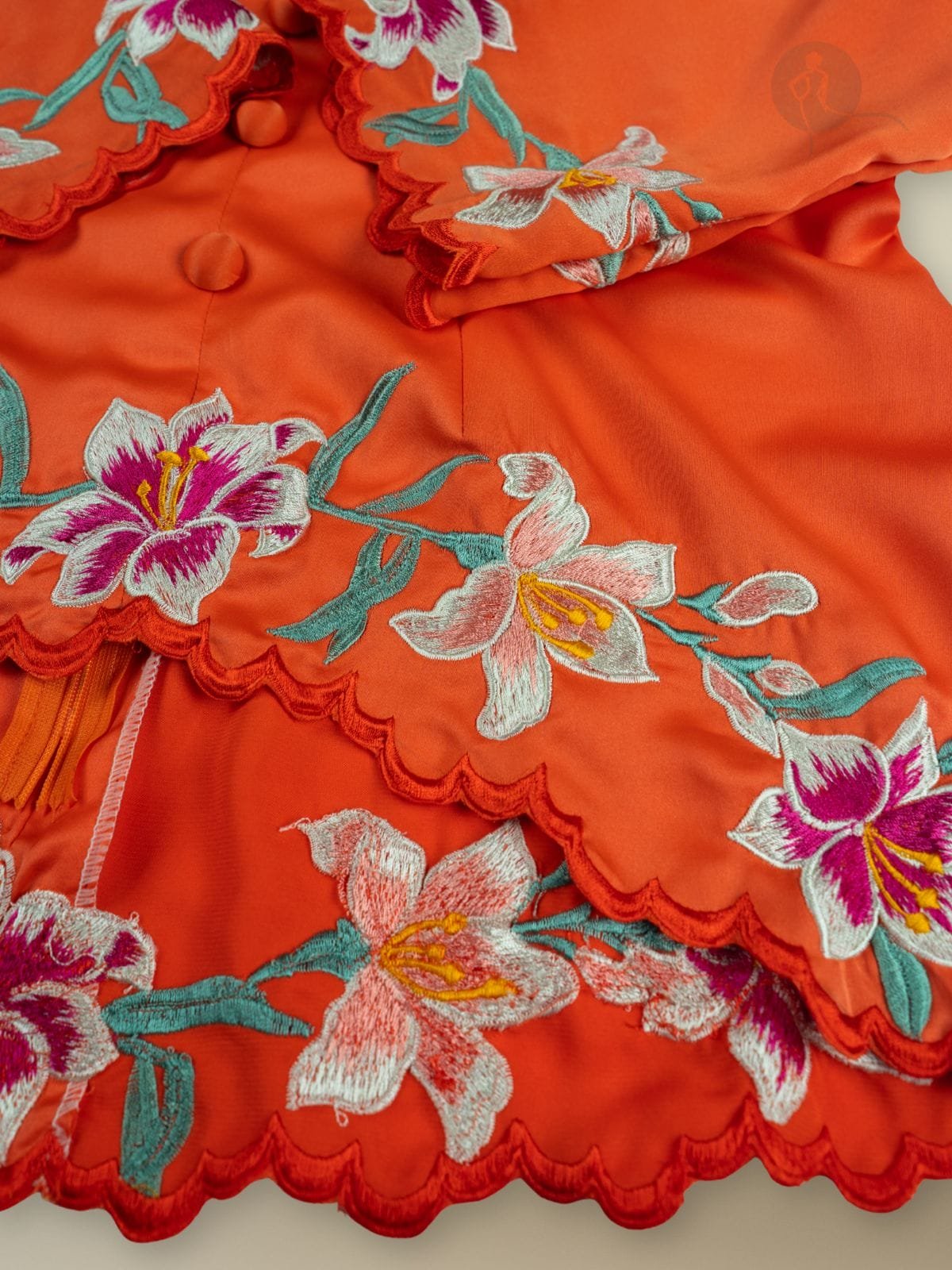 Kurung-Kedah-Colar-Tinggi-Sulam-Bunga-Lily-Flower-05 Kurung Kedah Colar Tinggi Sulam Lily Flower