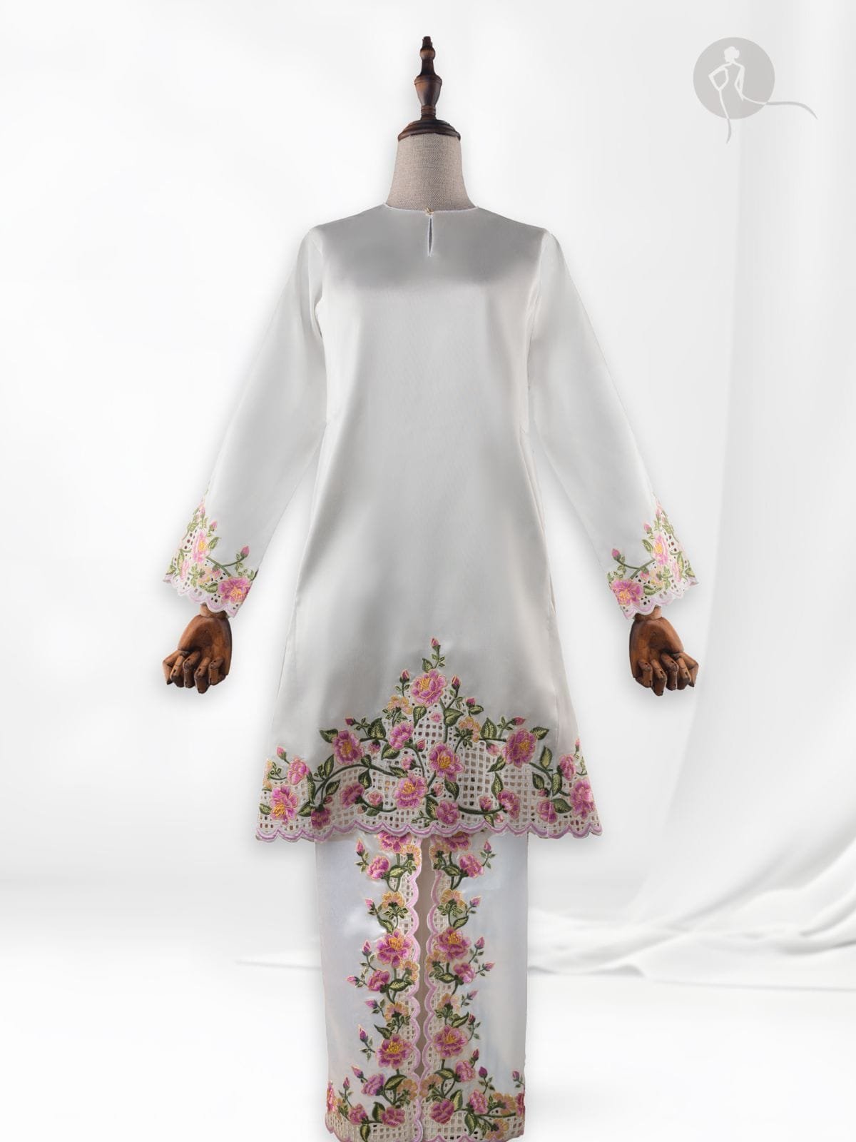 Kurung Pahang Baju Nikah Sulam Bunga Cempaka Baby Flower