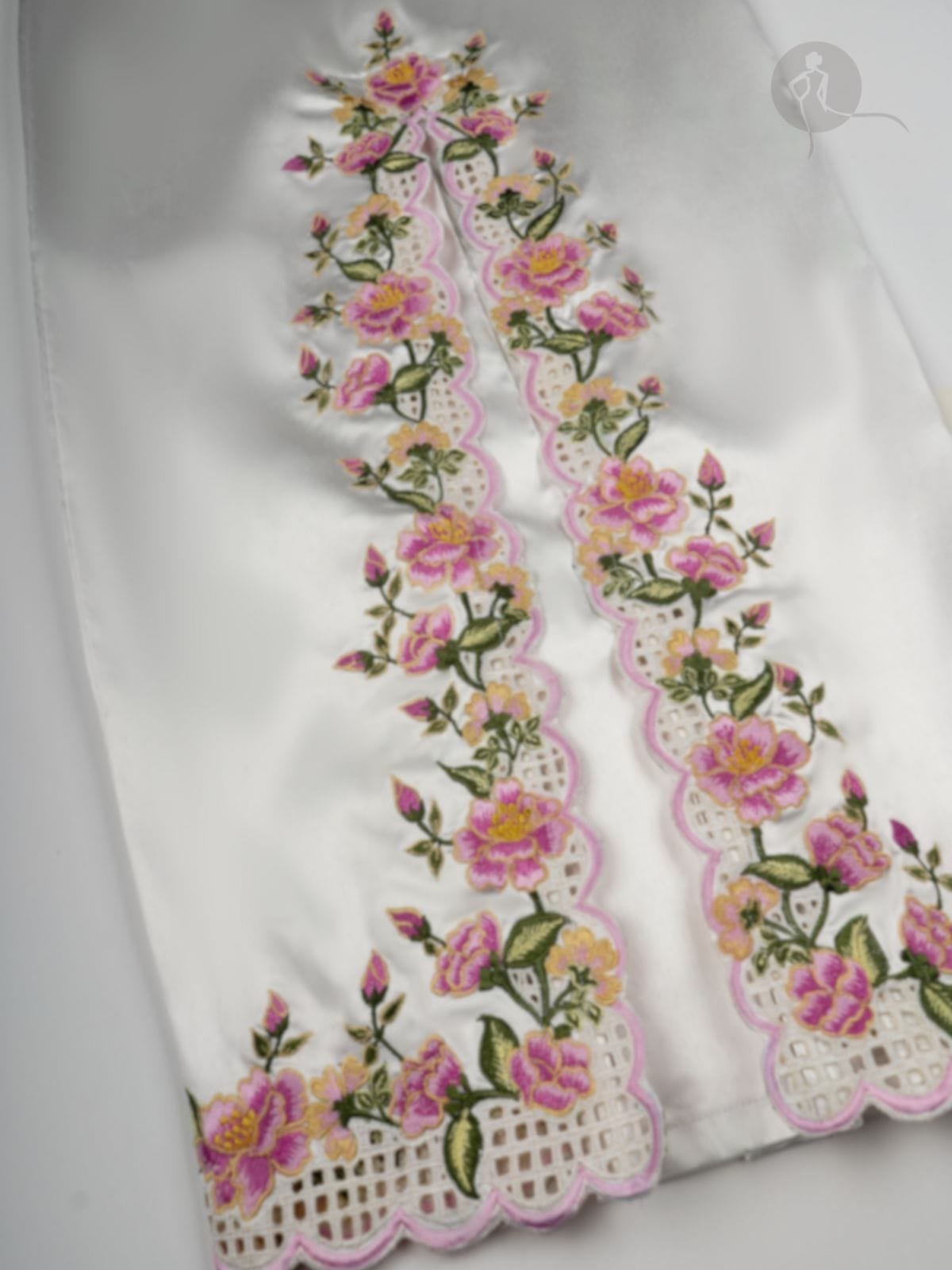 Kurung Pahang Baju Nikah Sulam Bunga Cempaka Baby Flower